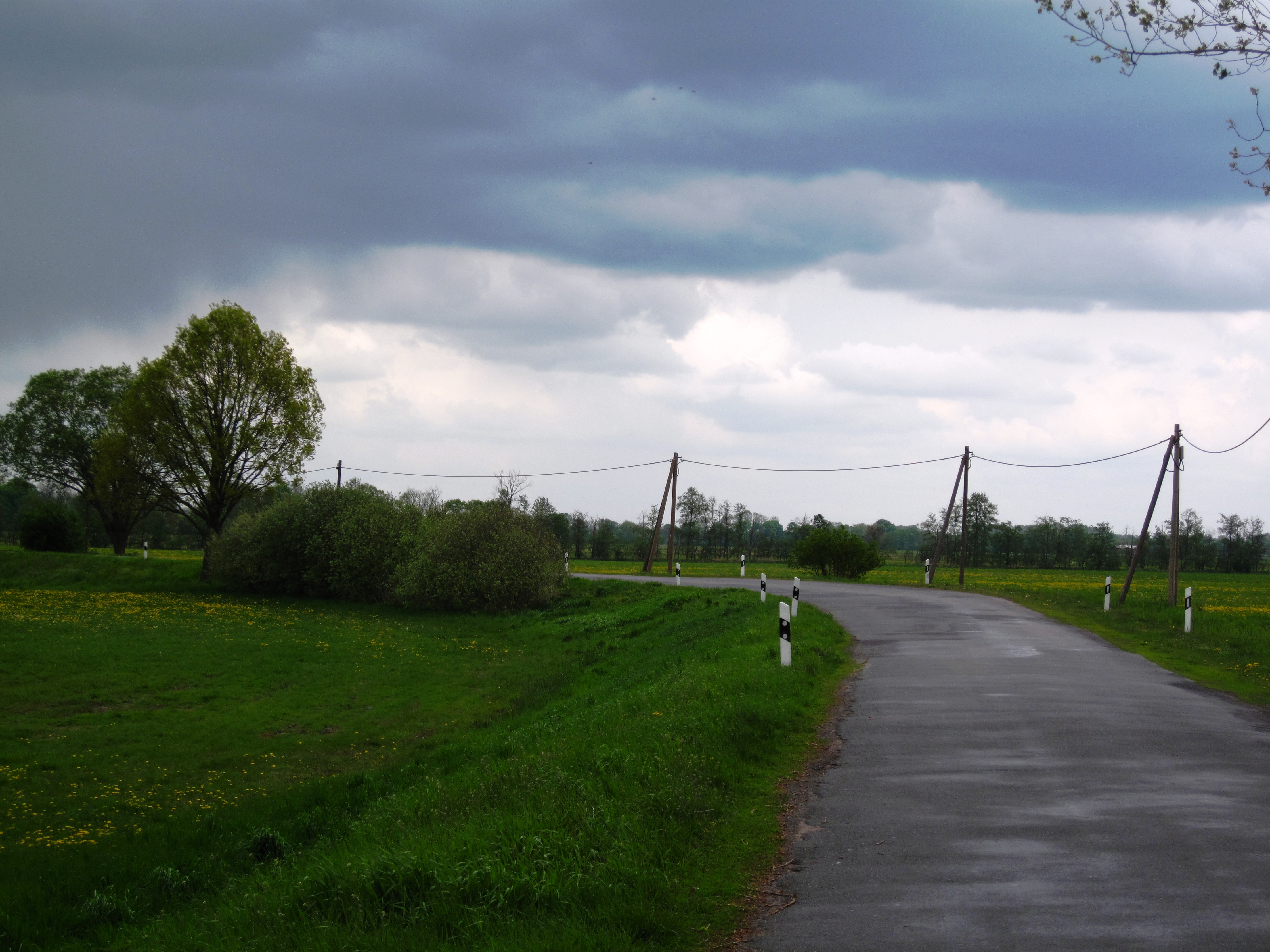 Wolkenbruch, lebende Literatur und eine Irrfahrt durch Ostprignitz-Ruppin